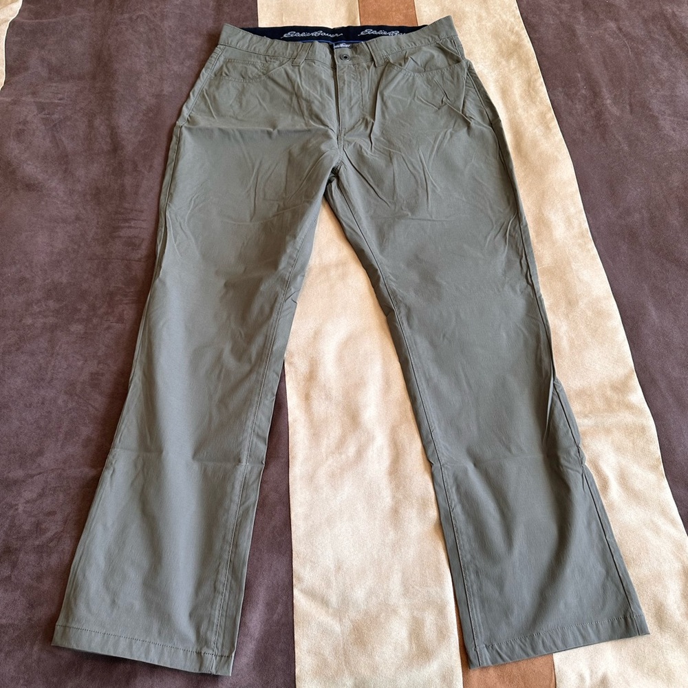 Eddie Bauer expedition pants men’s 36x30 unworn army green